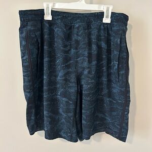 Lululemon Pace Breaker Lined 9” Shorts Men’s Size XL Kinetic Blue Black